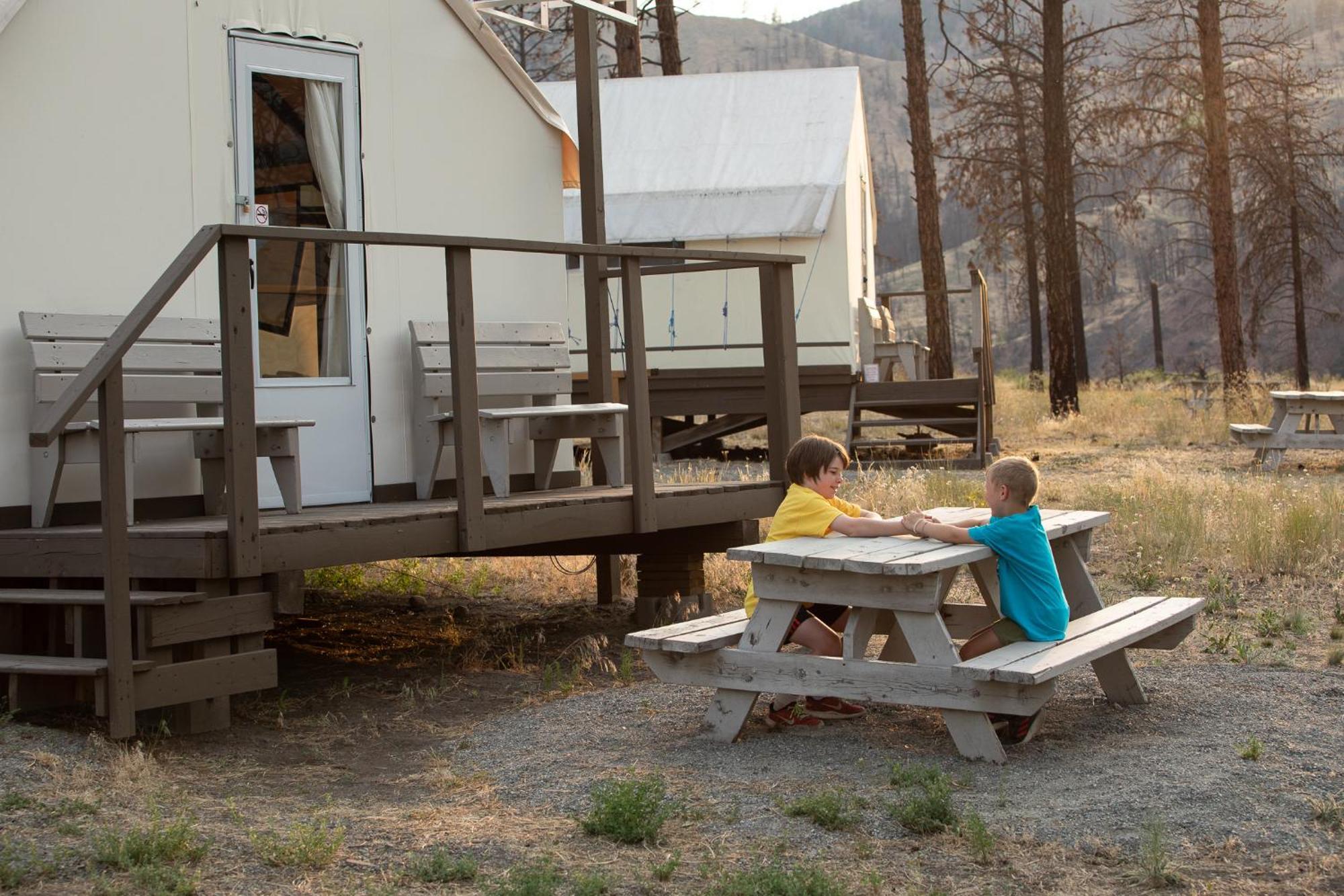 Kumsheen Rafting Resort Lytton Exterior photo