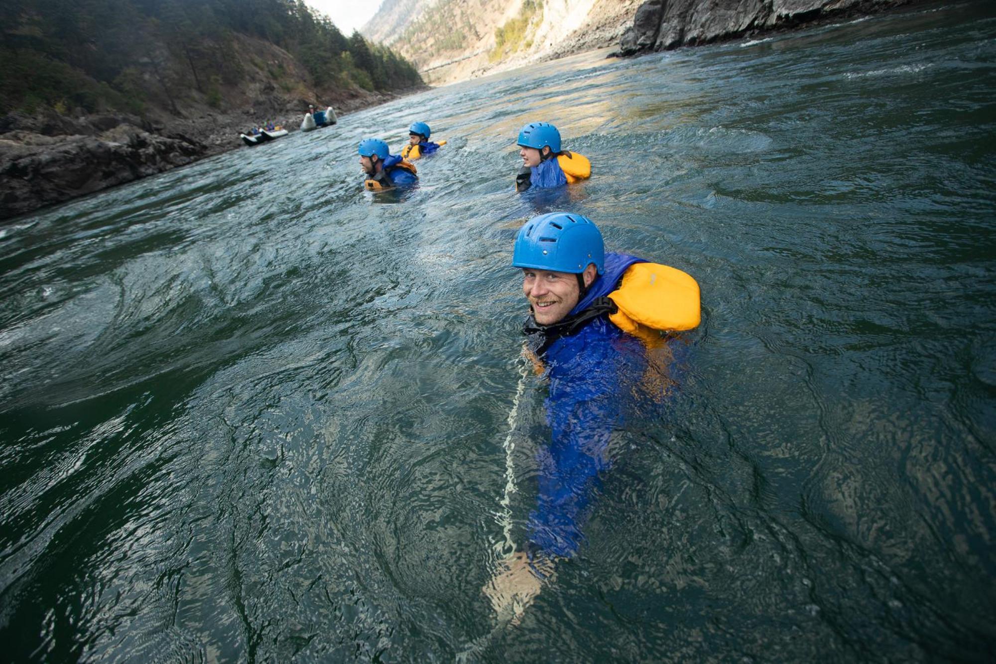 Kumsheen Rafting Resort Lytton Exterior photo